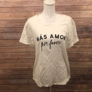 Más Amor Por Favor Tee